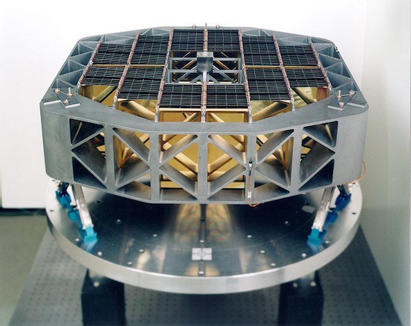 XMM Newton reflection grating array